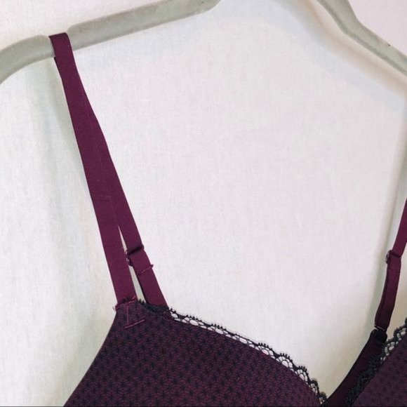 Maidenform Semi Embellished wireless bra - Picture 4 of 12